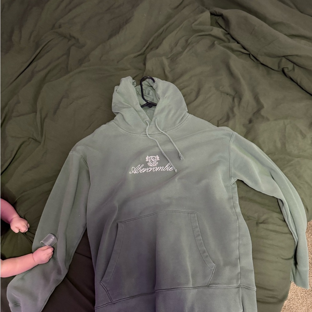 Abercrombie & Fitch Green Sweater Pullover